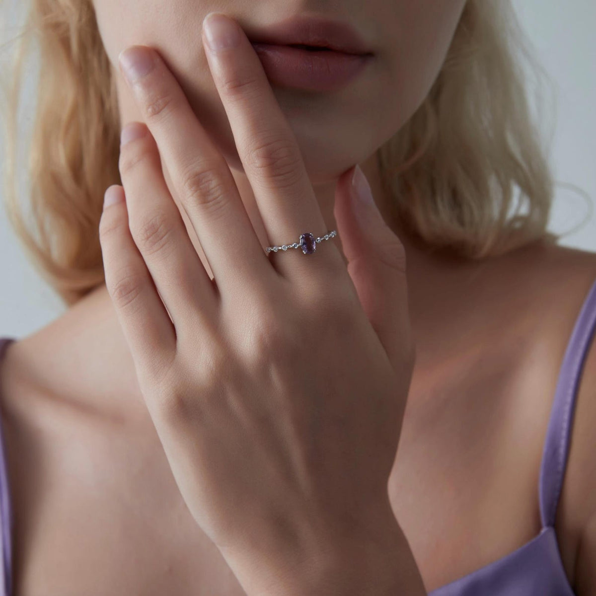Oval Amethyst Ring · Natural Stone