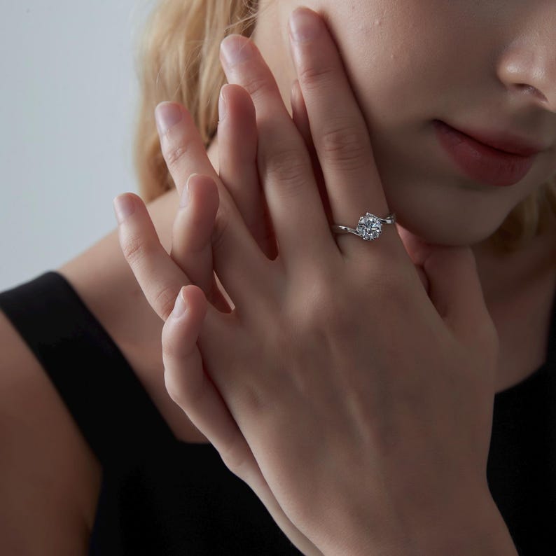 Solitaire Bypass Ring · Moissanite
