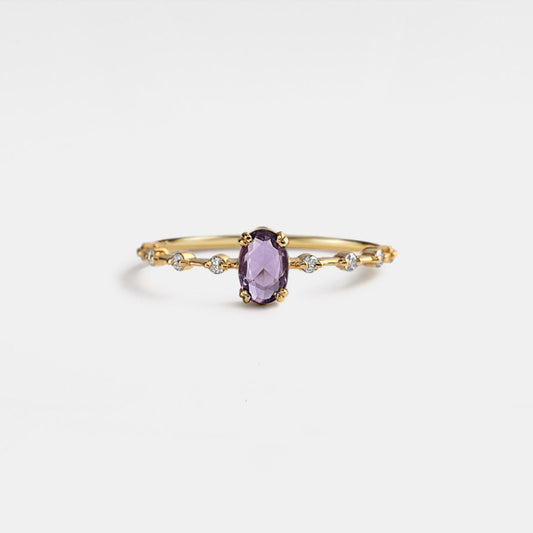Oval Amethyst Ring · Natural Stone